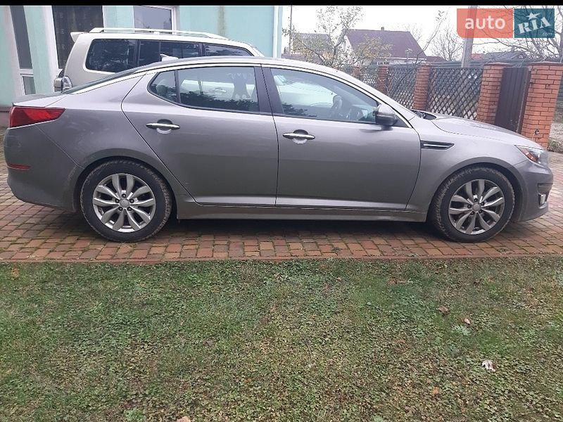 Седан Kia Optima 2015 в Киеве