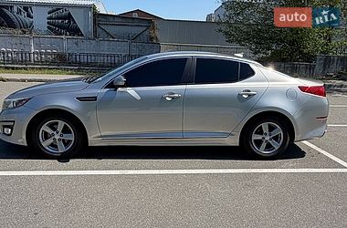 Седан Kia Optima 2013 в Киеве