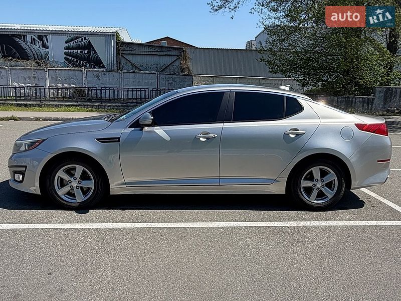 Седан Kia Optima 2013 в Киеве