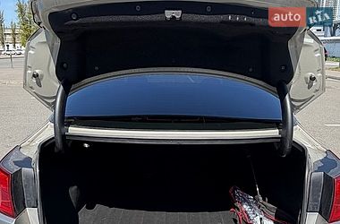 Седан Kia Optima 2013 в Киеве