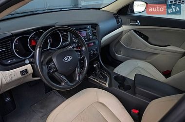 Седан Kia Optima 2011 в Києві