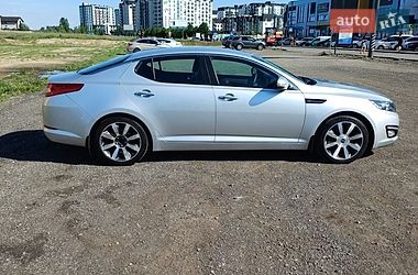 Седан Kia Optima 2012 в Киеве