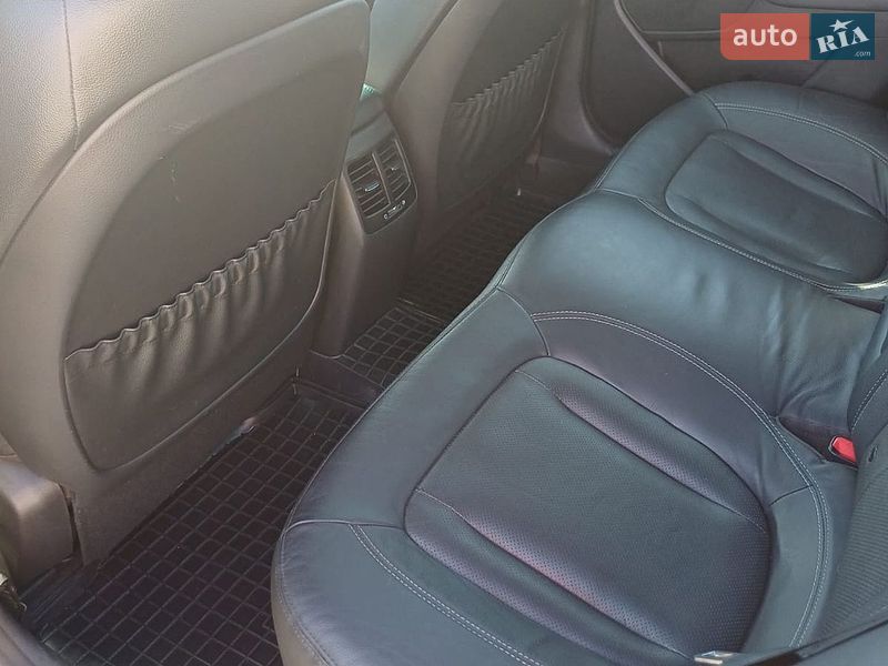 Седан Kia Optima 2012 в Киеве