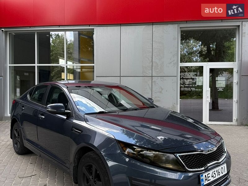 Седан Kia Optima 2015 в Запоріжжі