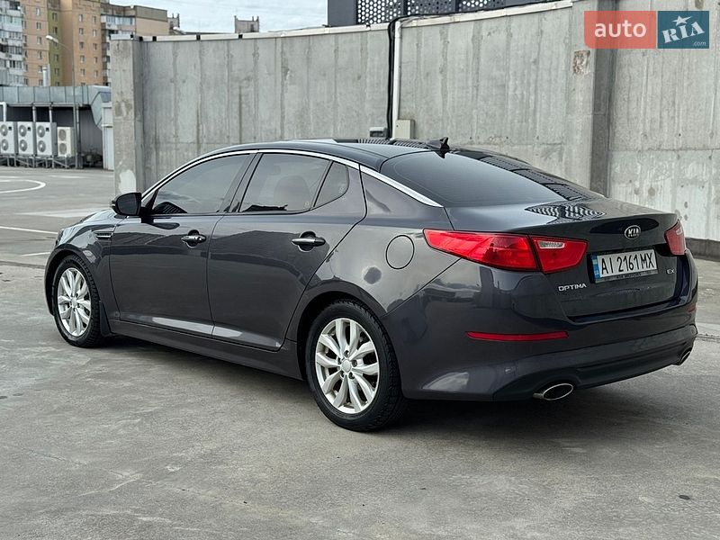 Седан Kia Optima 2015 в Киеве