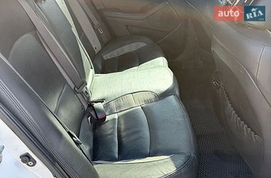 Седан Kia Optima 2013 в Києві