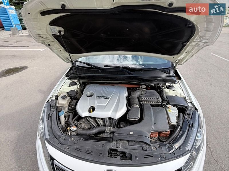 Седан Kia Optima 2013 в Києві