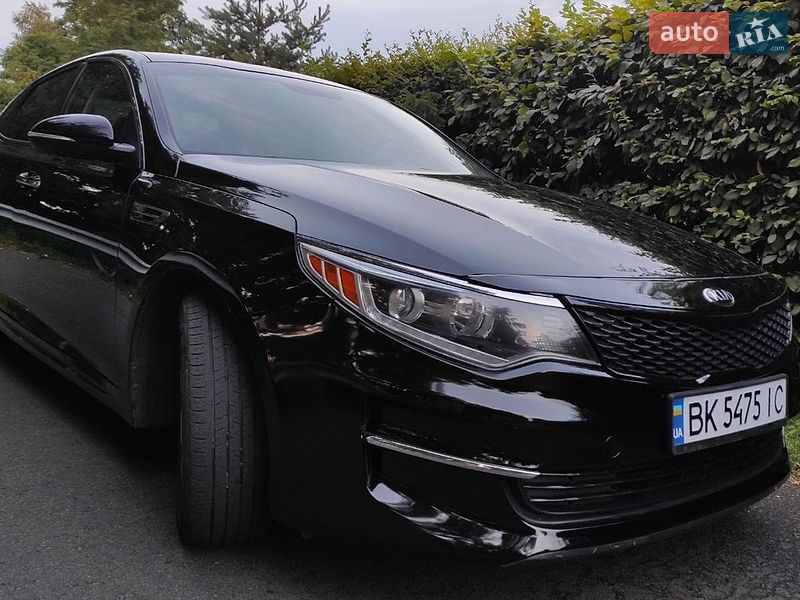Седан Kia Optima 2016 в Ровно