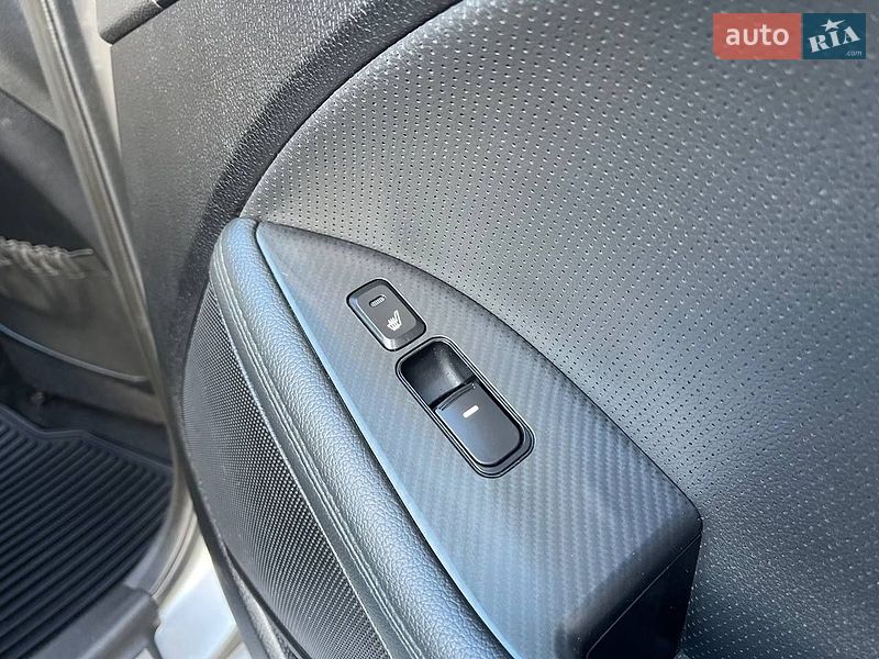 Седан Kia Optima 2012 в Одесі