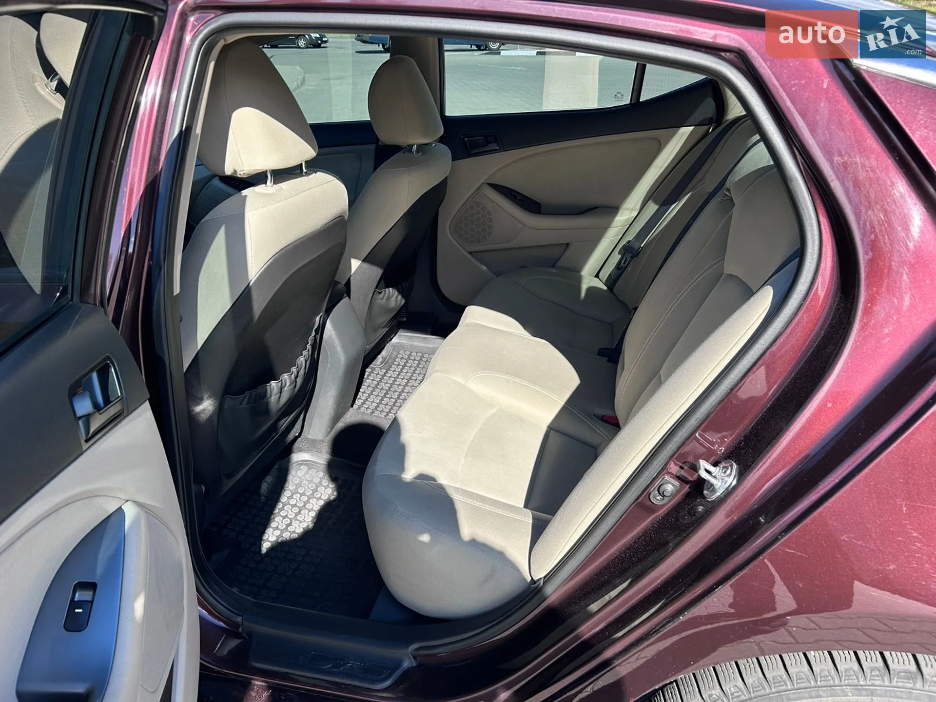 2011 Kia Optima - мініатюра 17