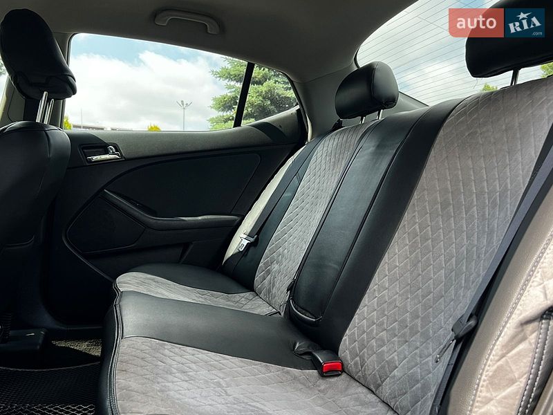 Седан Kia Optima 2013 в Львове фото 21 Седан Kia Optima 2013 в Львове