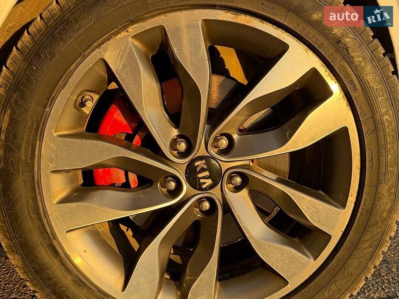 Седан Kia Optima 2013 в Харкові