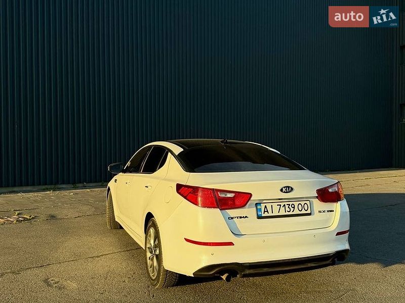 Седан Kia Optima 2013 в Харкові