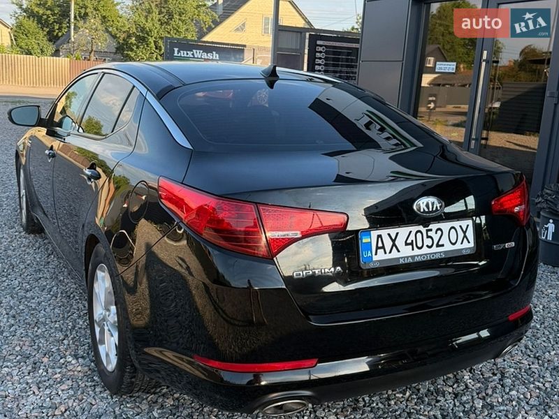 Седан Kia Optima 2013 в Харкові