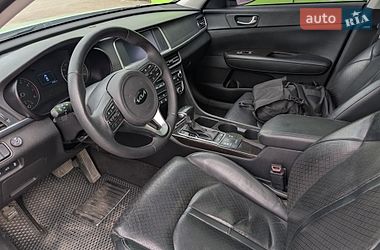 Седан Kia Optima 2016 в Івано-Франківську