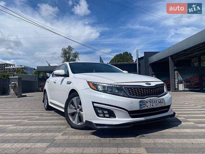 Седан Kia Optima 2015 в Львові