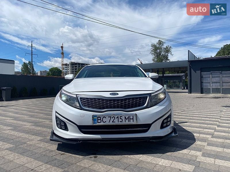 Седан Kia Optima 2015 в Львові