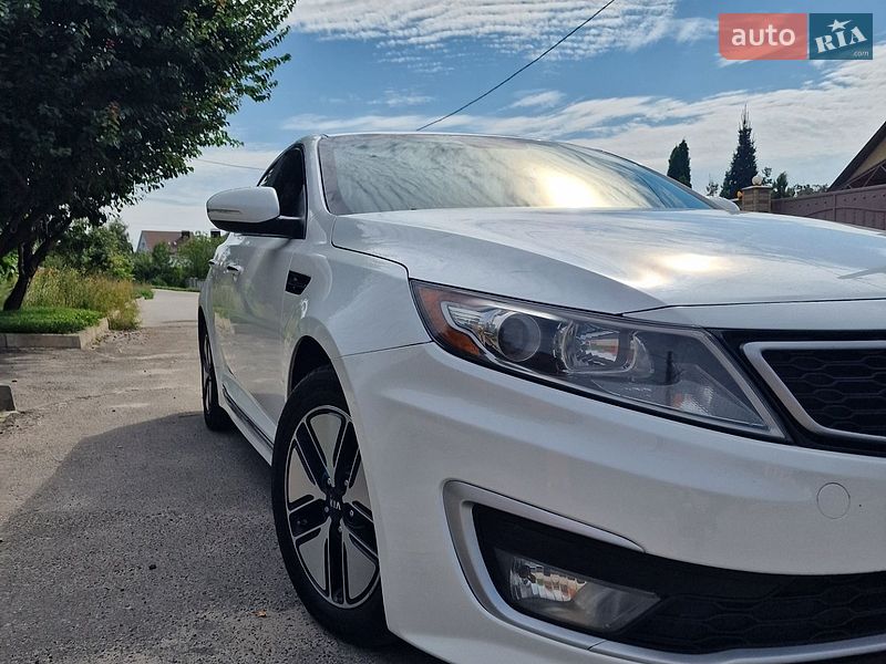 Седан Kia Optima 2012 в Харькове