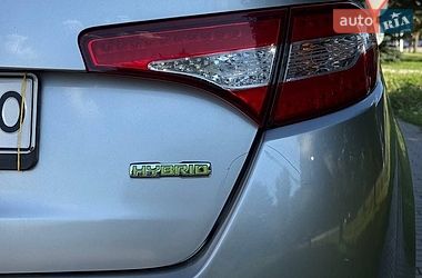 Седан Kia Optima 2012 в Днепре