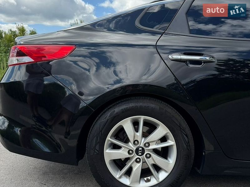 Седан Kia Optima 2016 в Києві