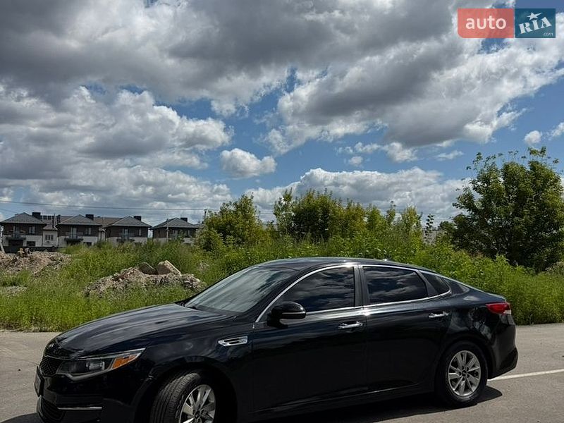 Седан Kia Optima 2016 в Києві