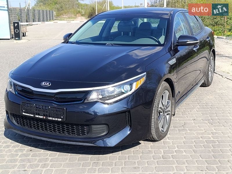 Седан Kia Optima 2017 в Львові