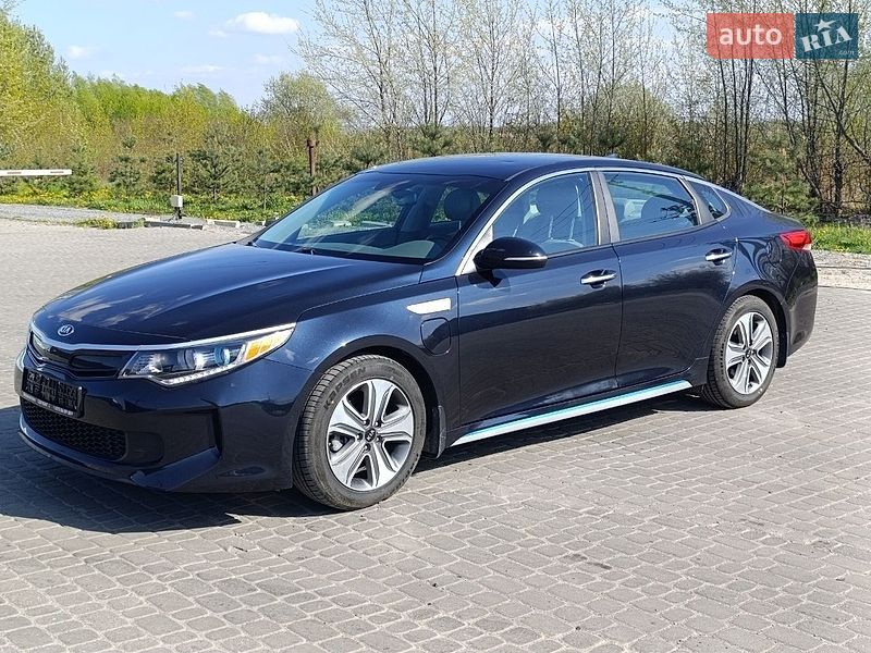 Седан Kia Optima 2017 в Львові