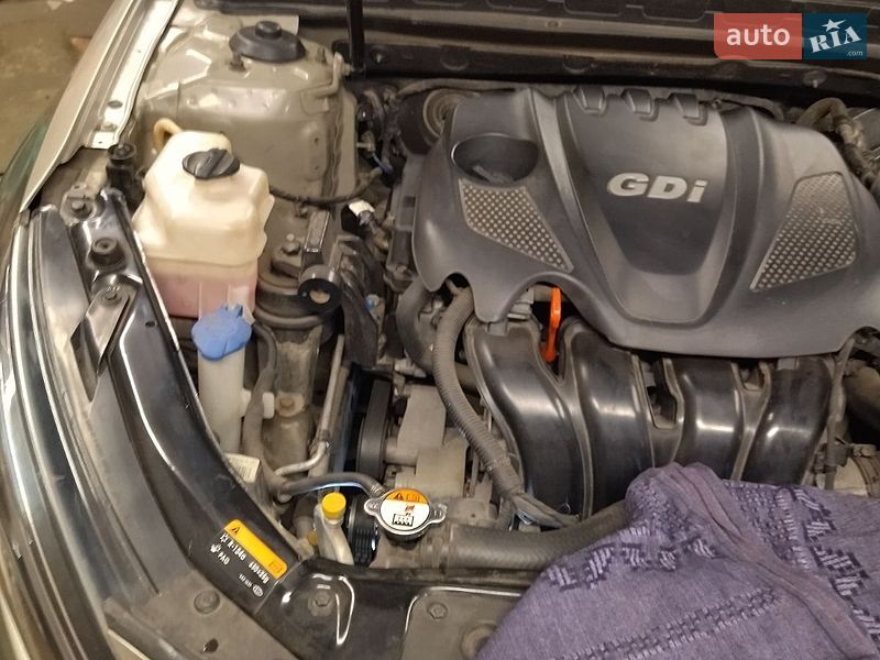 Седан Kia Optima 2014 в Запоріжжі