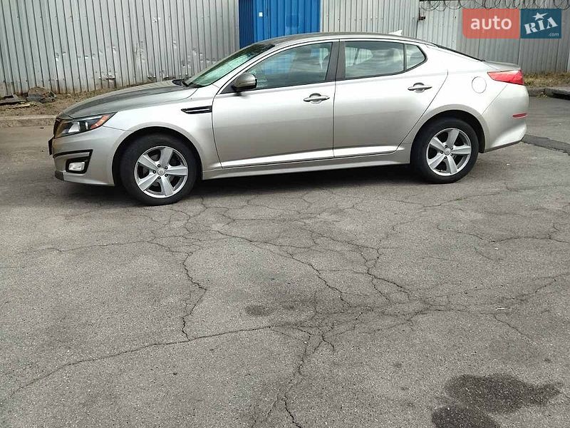 Седан Kia Optima 2014 в Запоріжжі