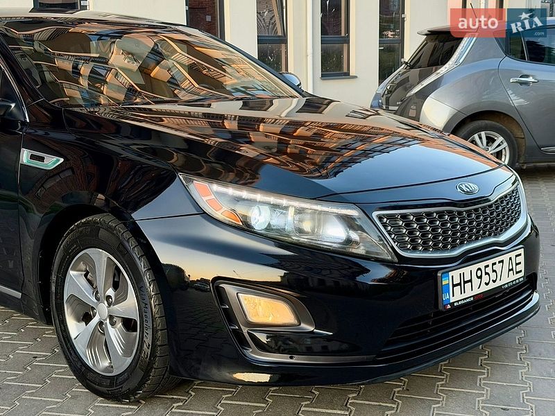 Седан Kia Optima 2015 в Одессе