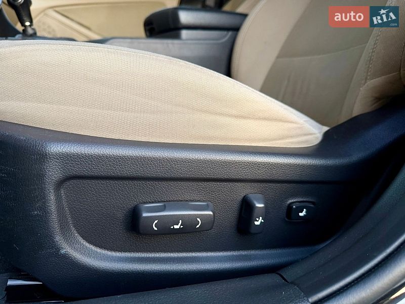 Седан Kia Optima 2015 в Одессе