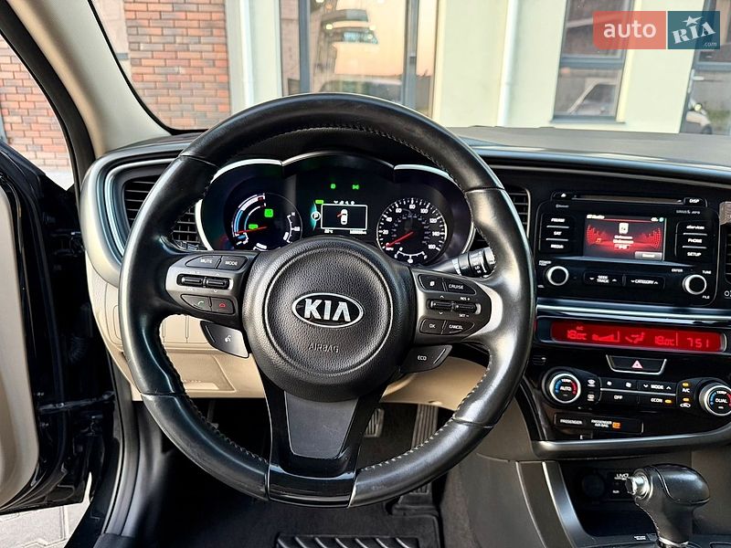 Седан Kia Optima 2015 в Одессе