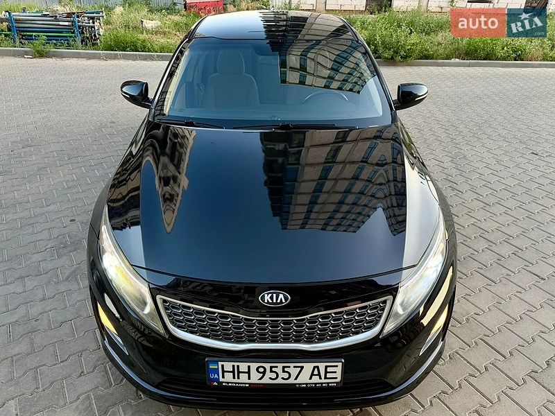 Седан Kia Optima 2015 в Одессе