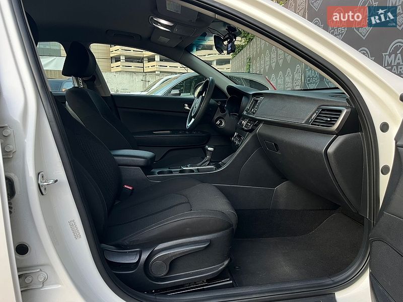 Седан Kia Optima 2016 в Киеве фото 15 Седан Kia Optima 2016 в Киеве