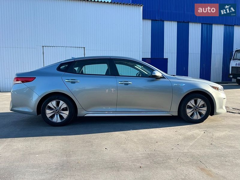 Седан Kia Optima 2017 в Одессе