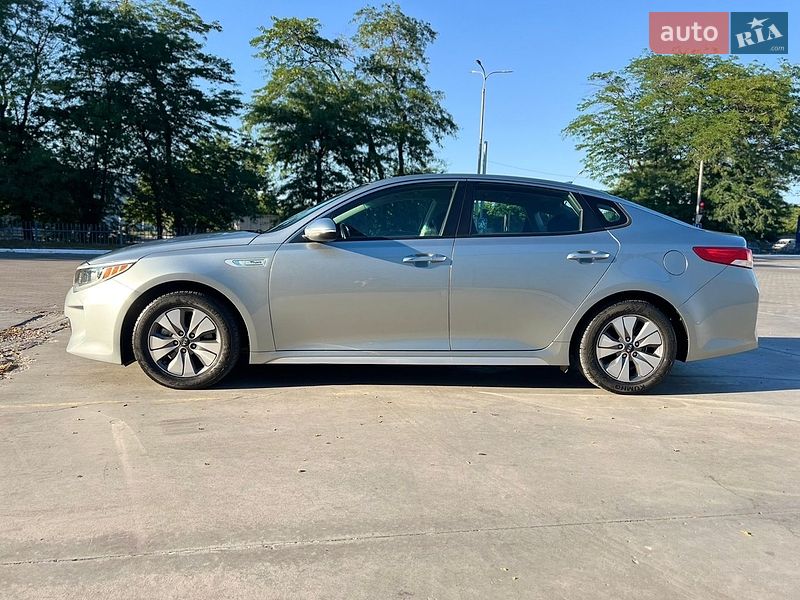 Седан Kia Optima 2017 в Одессе