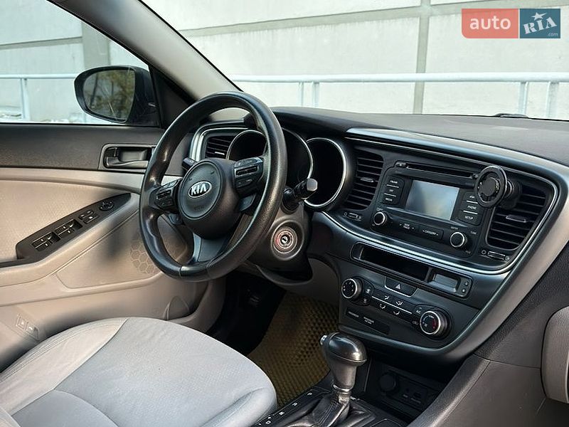 Седан Kia Optima 2014 в Києві