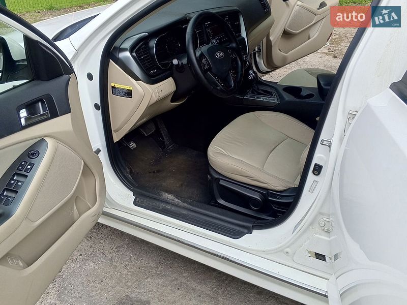 Седан Kia Optima 2013 в Кременчуці