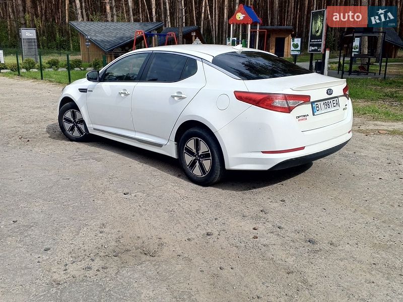 Седан Kia Optima 2013 в Кременчуці