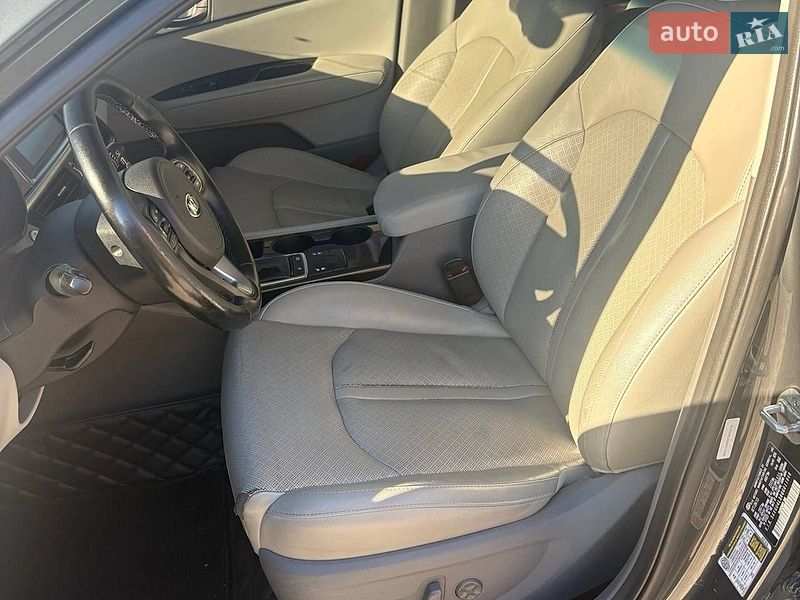 Седан Kia Optima 2015 в Одессе