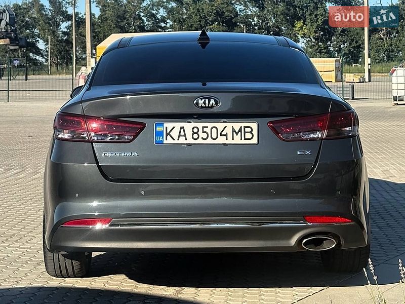 Седан Kia Optima 2015 в Одессе