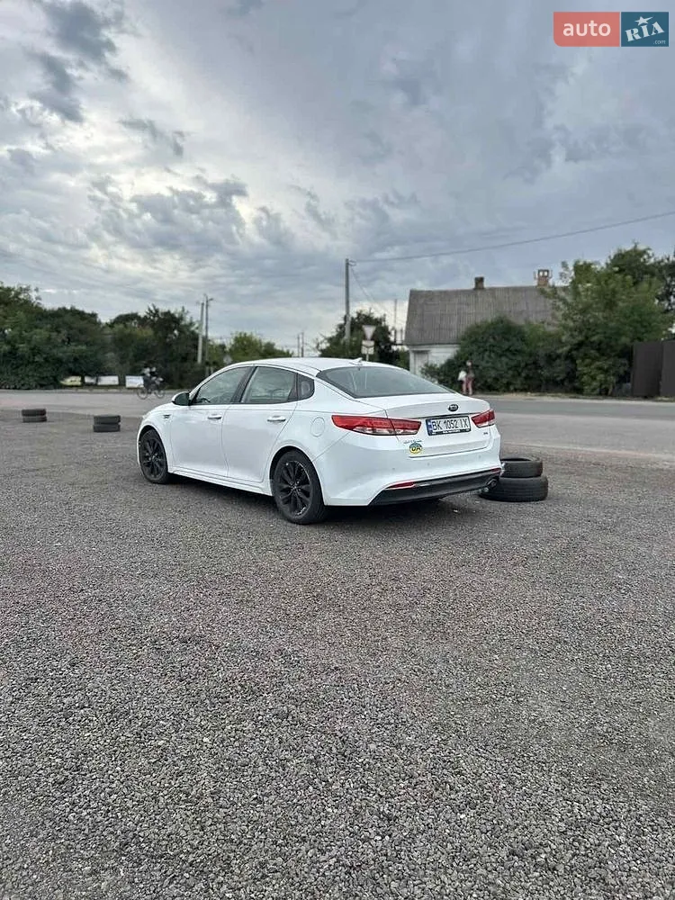 2017 Kia Optima - мініатюра 2
