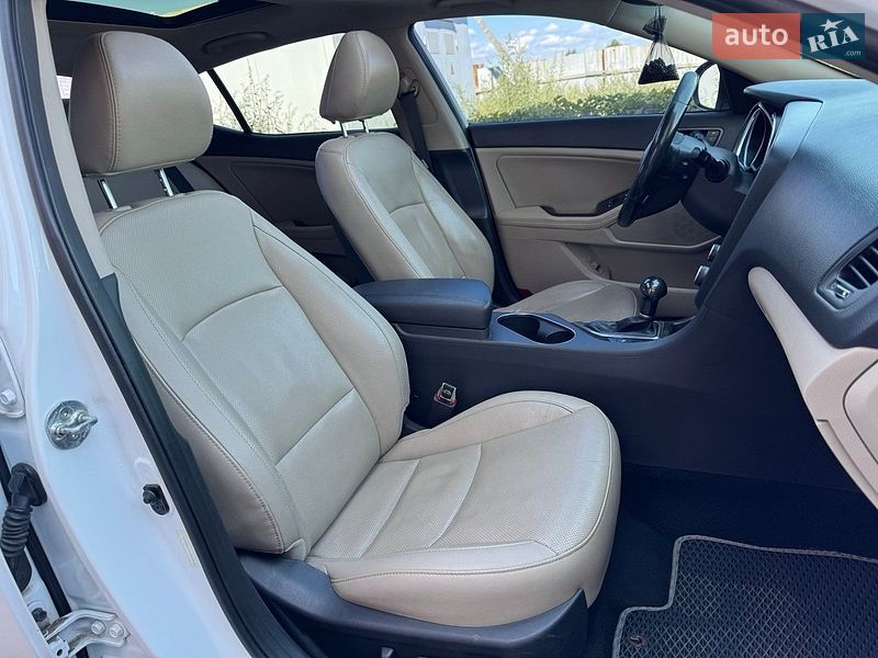 Седан Kia Optima 2015 в Дніпрі