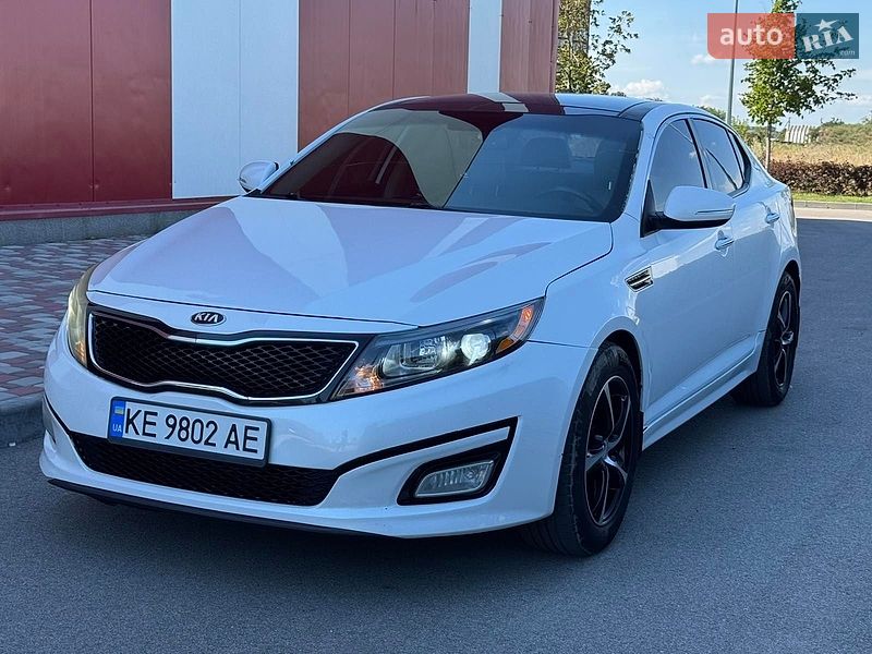 Седан Kia Optima 2015 в Дніпрі