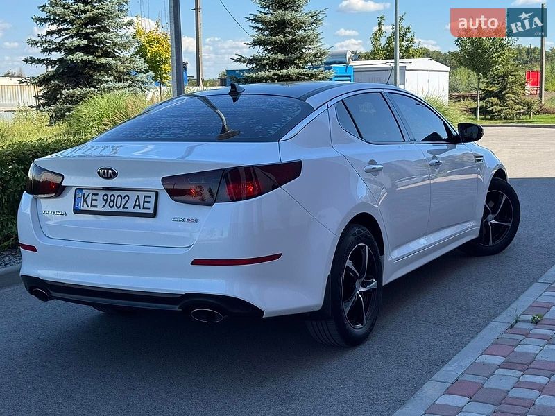 Седан Kia Optima 2015 в Дніпрі