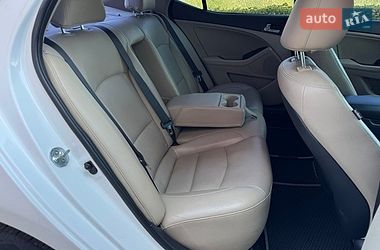 Седан Kia Optima 2015 в Дніпрі