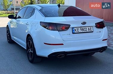 Седан Kia Optima 2015 в Дніпрі