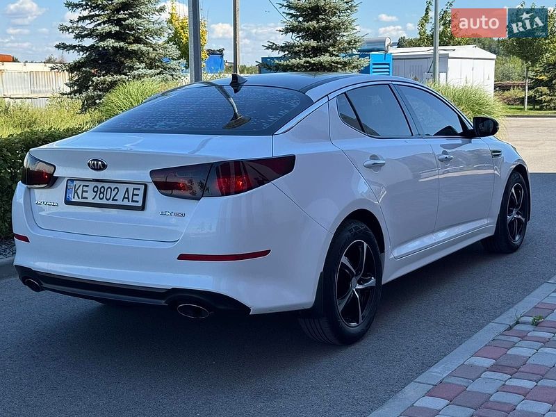 Седан Kia Optima 2015 в Дніпрі