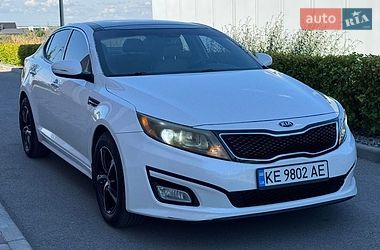 Седан Kia Optima 2015 в Дніпрі