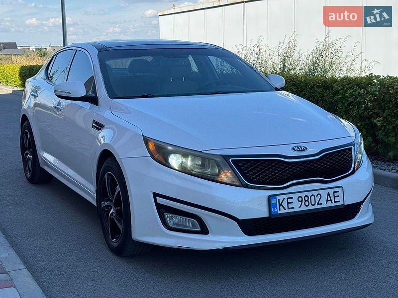 Седан Kia Optima 2015 в Дніпрі